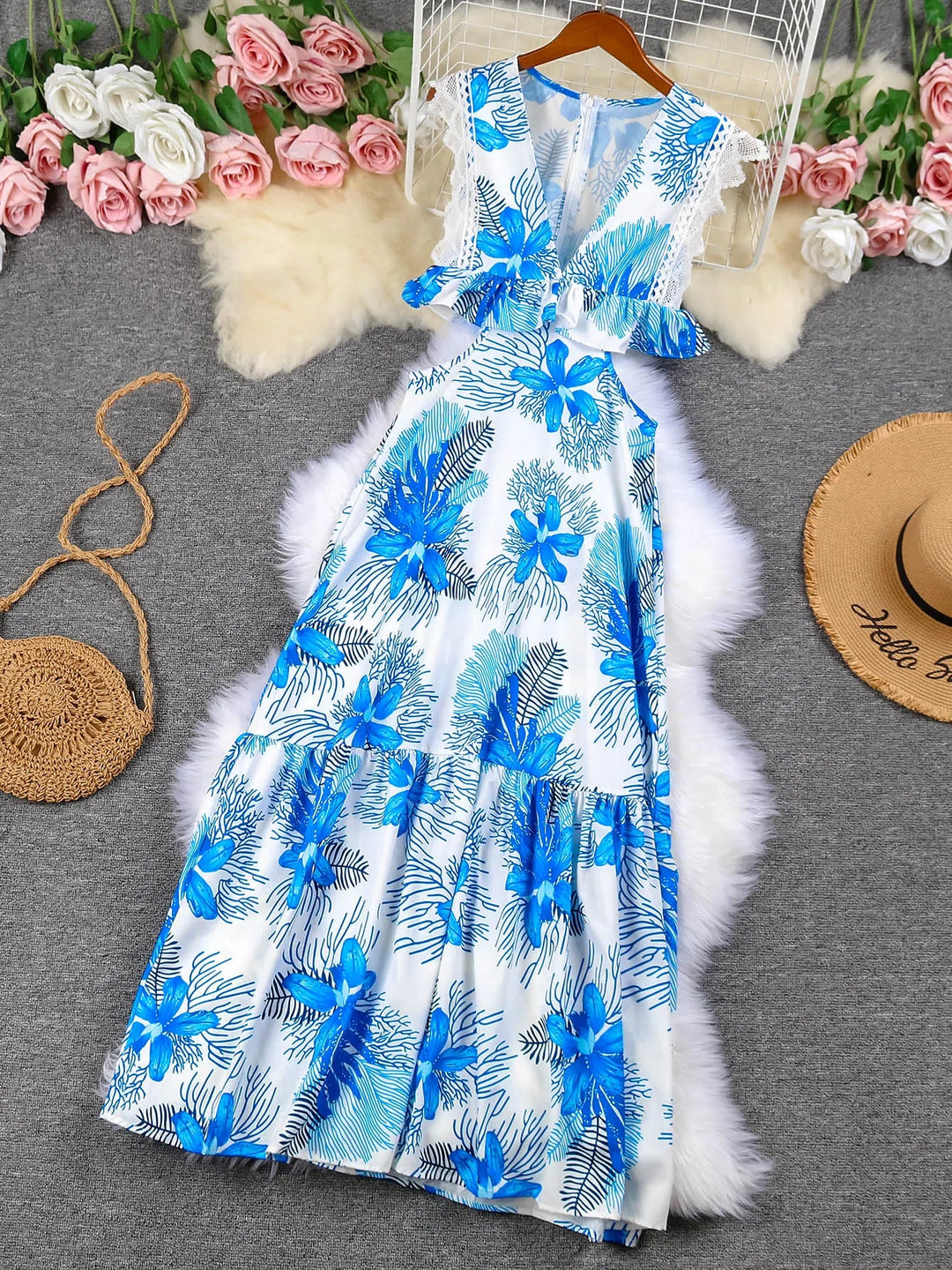 Margie - Modna koronkowa sukienka maxi bez rękawów